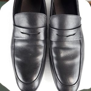 Aldo Mens Black Leather Dress Loafer on size 10